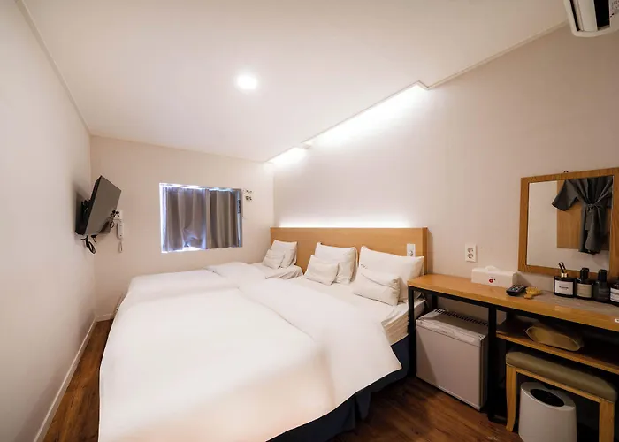 Haeundae Dongbeck Hotel 3*